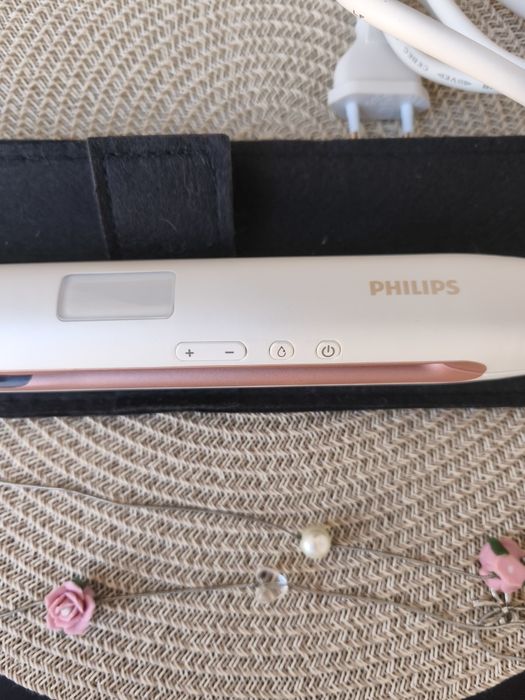 Випрямляч для волосся PHILIPS HP8374/00