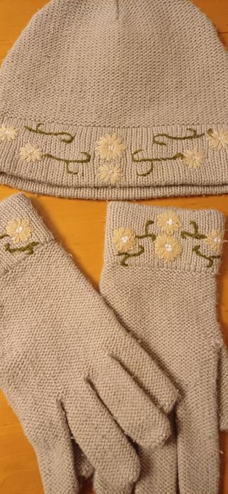 Komplet  młodzierzowy rękawiczki i czapka