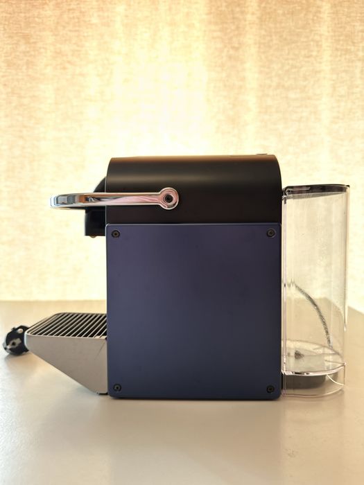 Máquina Nespresso usada, com garantia de 2 anos