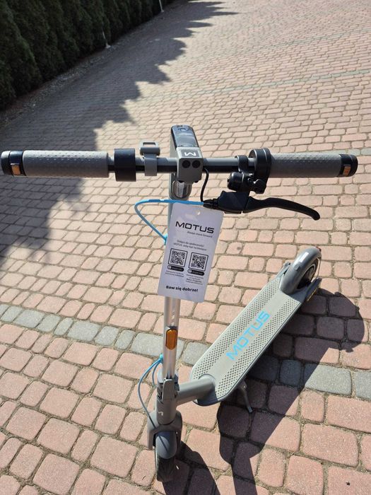 Hulajnoga elektryczna Motus Scooty 10