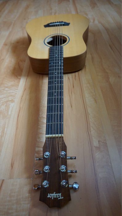Gitara baby taylor BT1 rozmiar 3/4 elektroakustyczna z pokrowcem