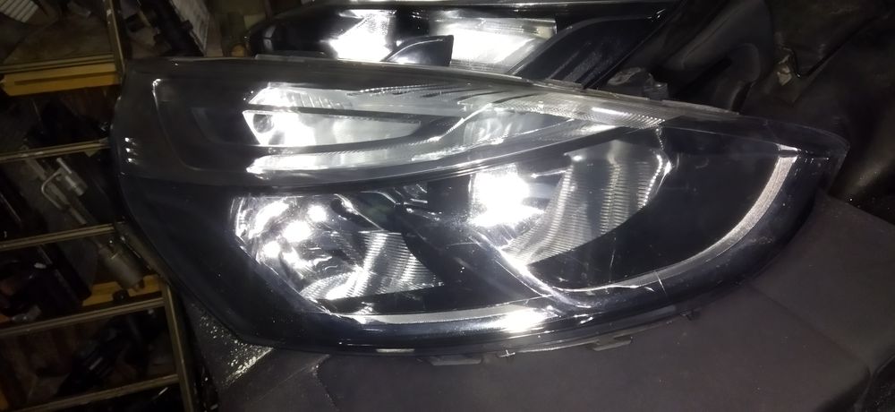 farol Renault Clio 4