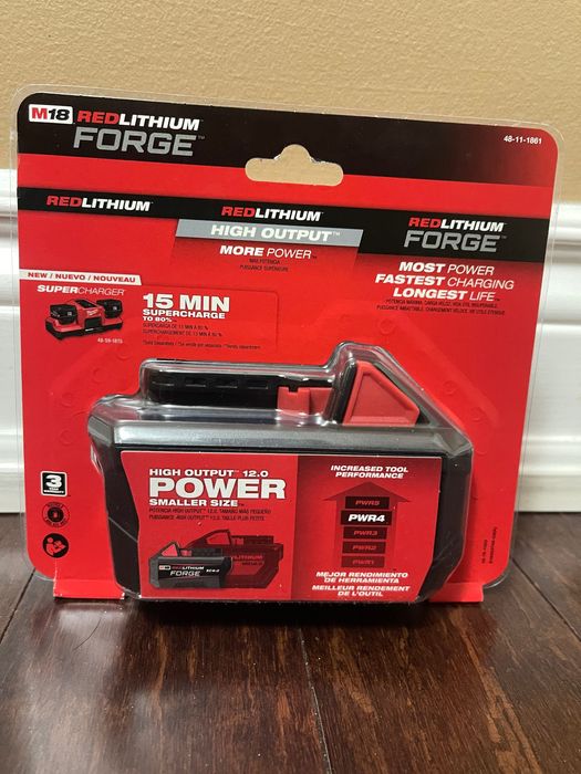 Milwaukee          Bateria