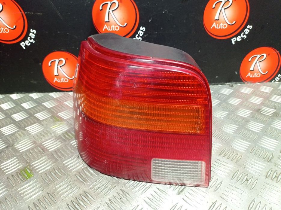 Farolim Stop Esq Volkswagen Golf Iv (1J1)