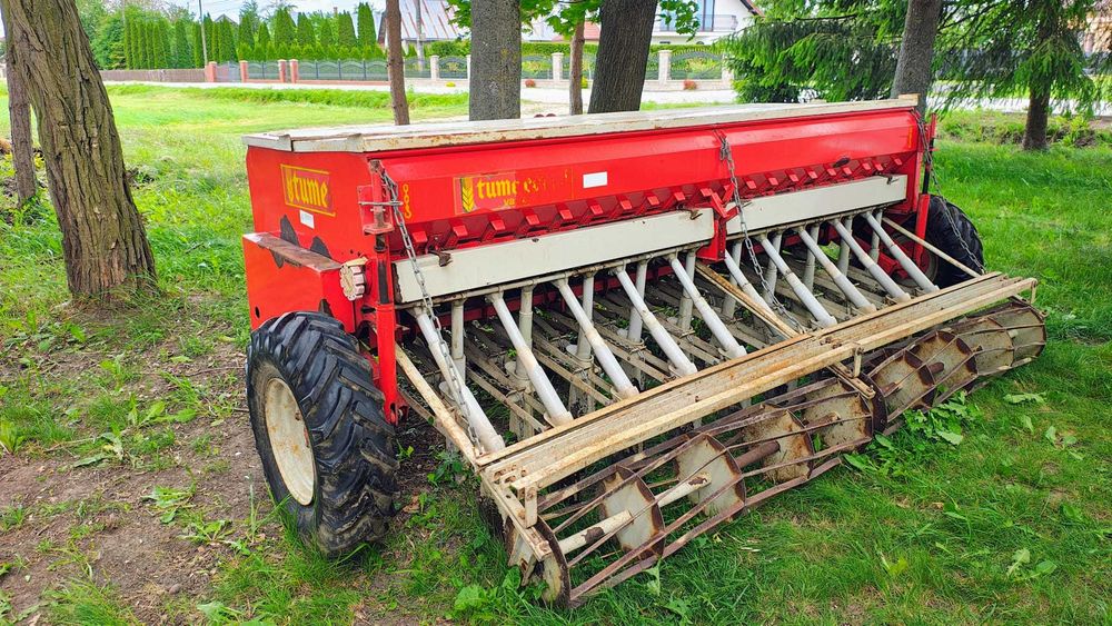 Siewnik Tume hkl250