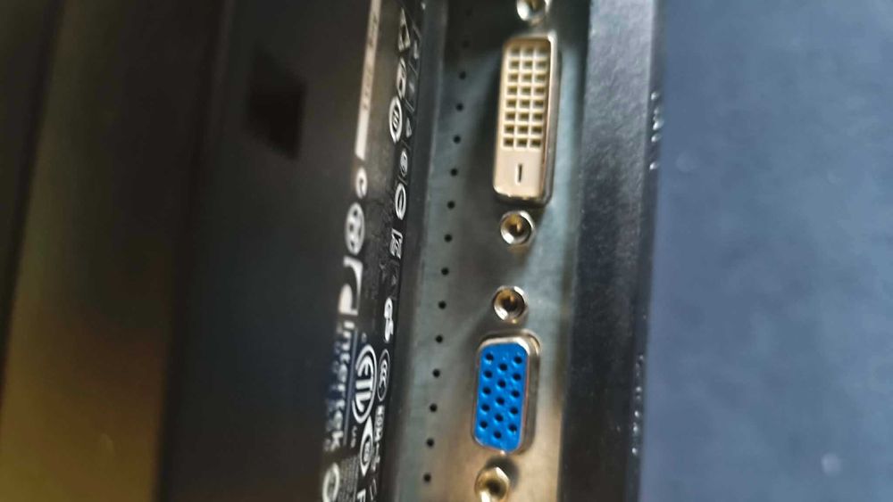 Monitor 19" Dell E1911F