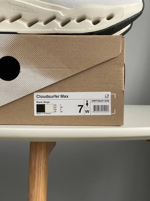 Кросівки ON Cloudsurfer Runner Max premium