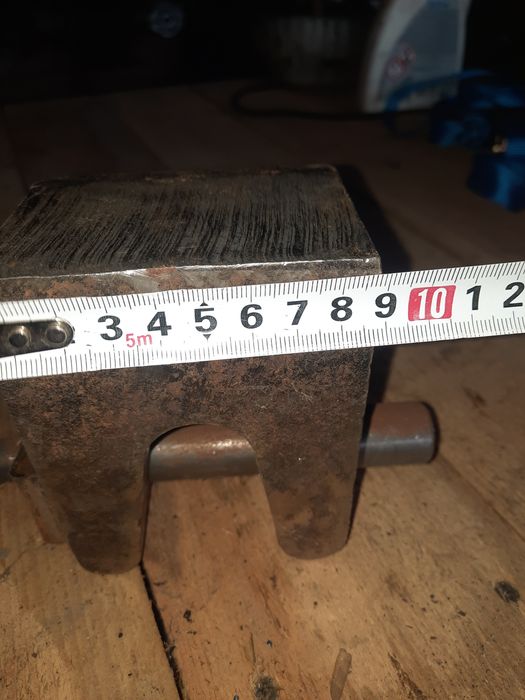 Ucho wywrotu z zawleczką bardzo nasywne