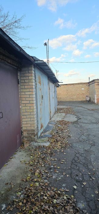 Продаю гараж Печерськ ГК Перемога