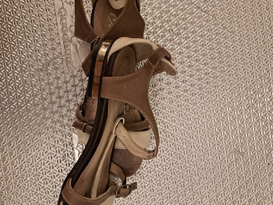 Sandaly skorzane r 37 wkl 24 cm