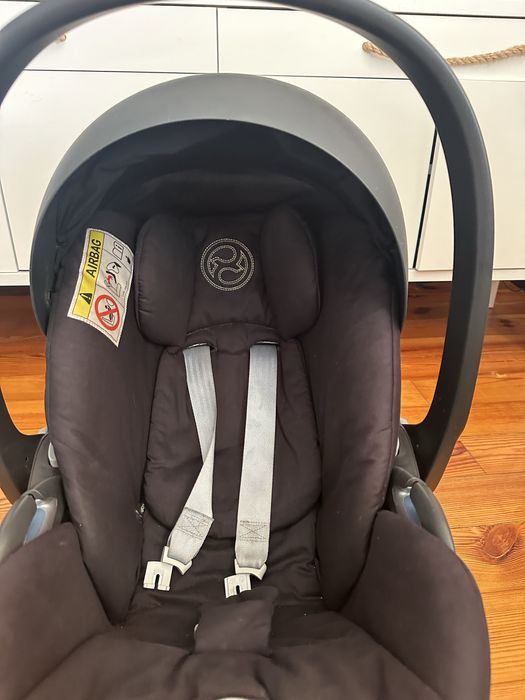 Fotelik samochodowy z baza cybex cloud z