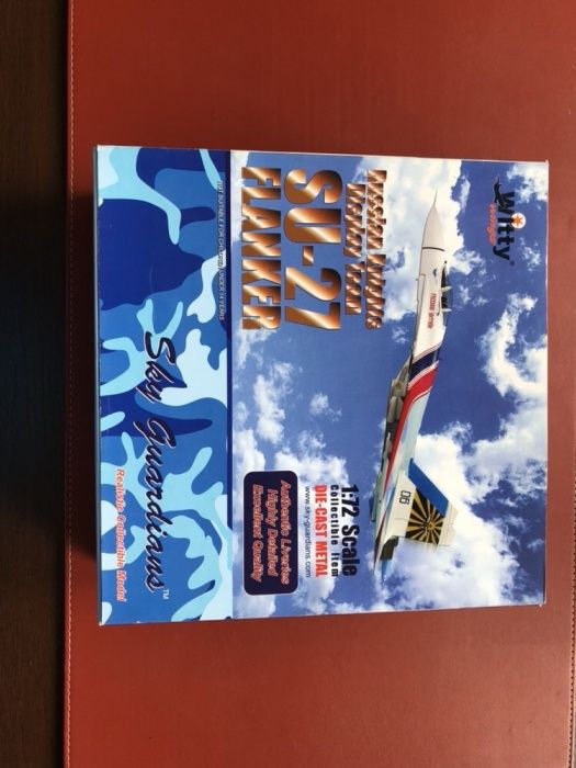 Model Su-27 Flanker Russian Knights