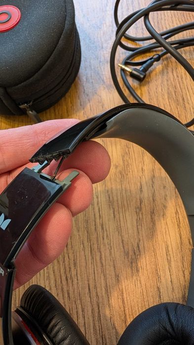 Продам проводні навушникт Beats by dr.dre