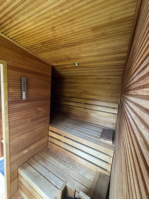 KOMPLETNA STREFA SPA – sauna + jacuzzi +beczka