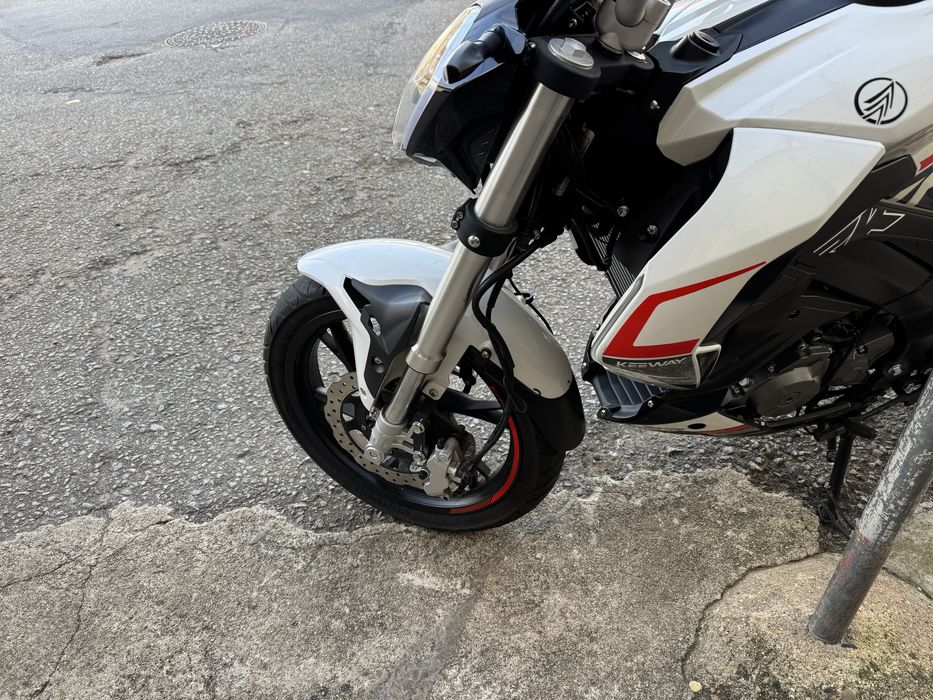 Mota em bom estado