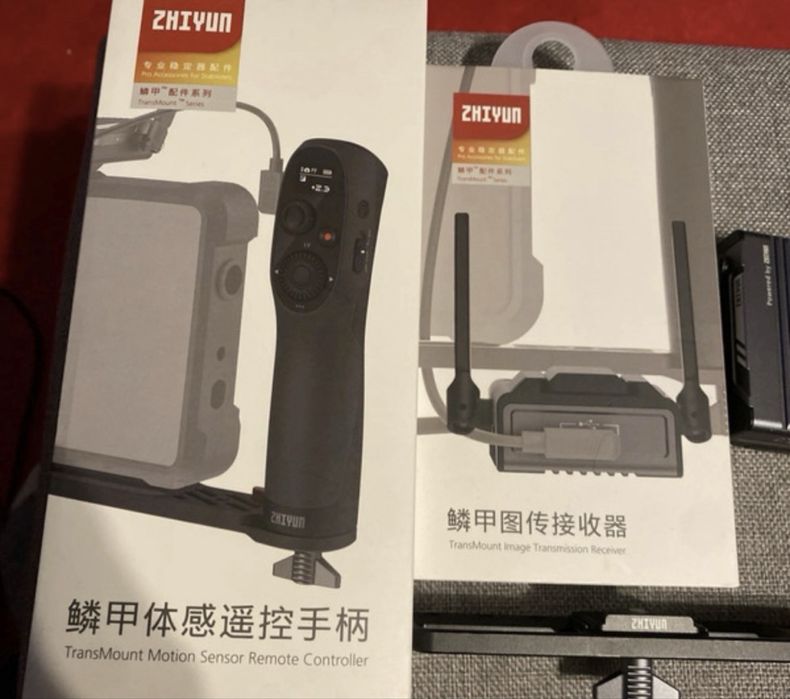 TransMount Motion Sensor remote controller + TransMount Image Transmission Reciver