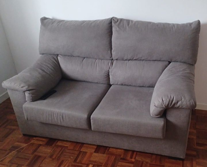 Sofá 02 Lugares Semi-Novo