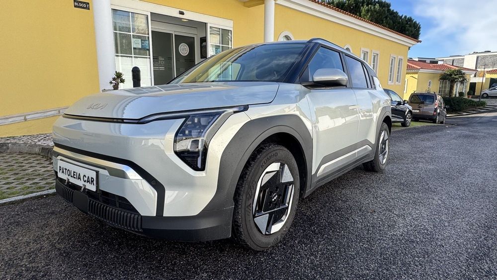 Kia EV3 81.4 kWh Tech