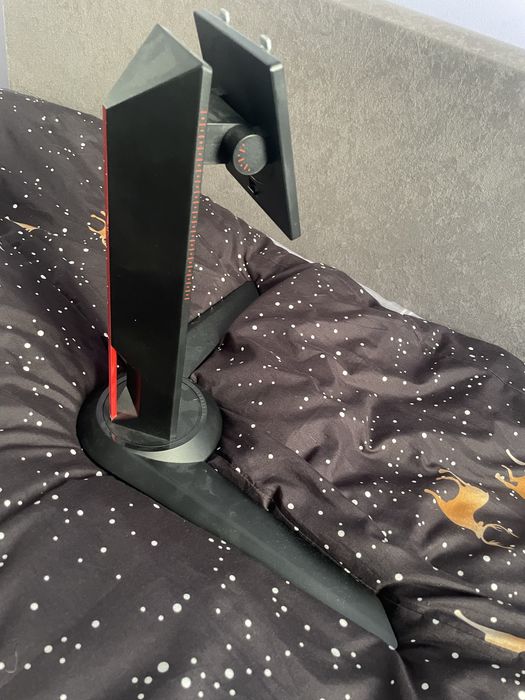 monitor Lenovo Legion Y25f 144Hz