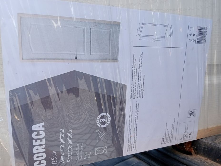 porta interior madeira nova  e embalada 72.5 direita