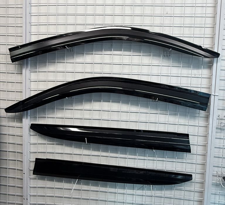 Дефлектори вікон / Вітровики на всі авто