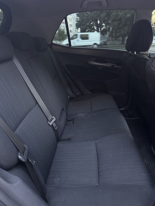 Продам Toyota Auris 2008