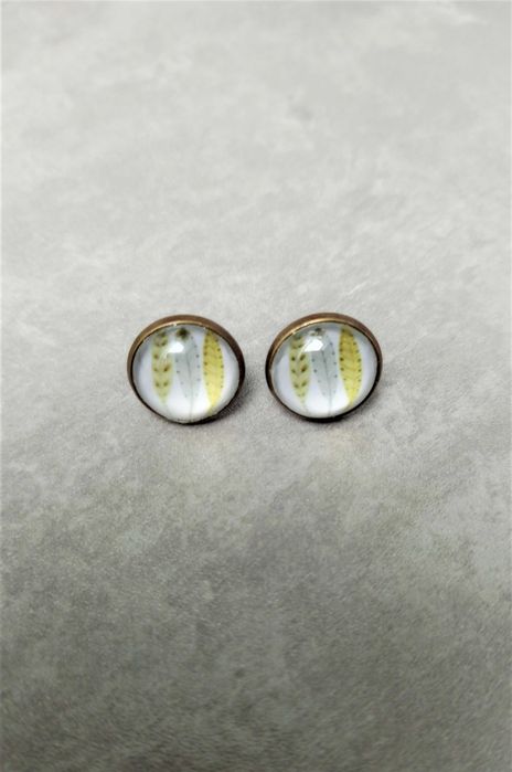 Kolczyki sztyfty wkrętki trzy pióra szaro żółte