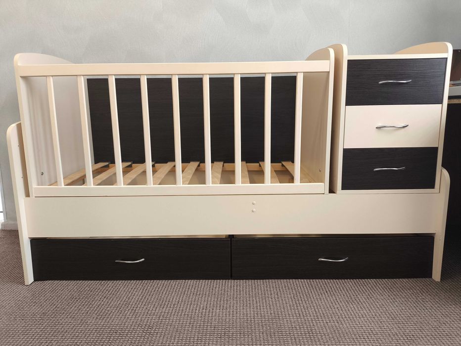 Дитяче ліжечко - трансформер