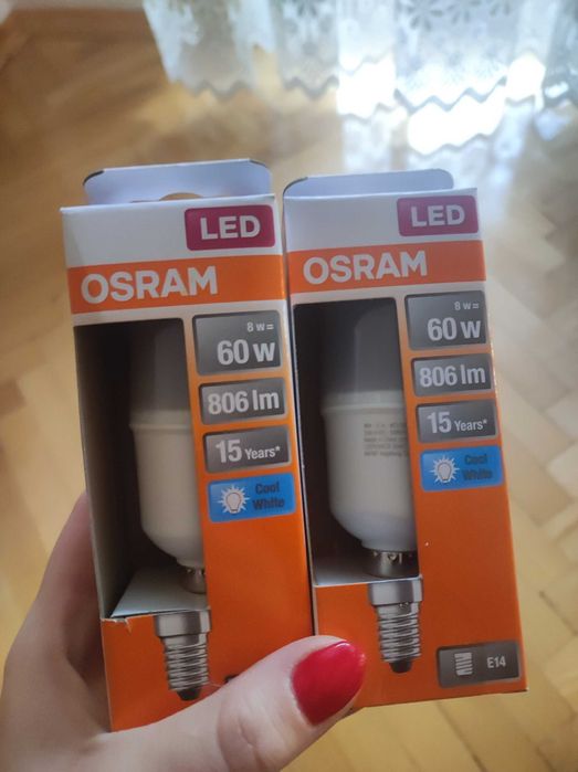 Лед лампочки з малим цоколем