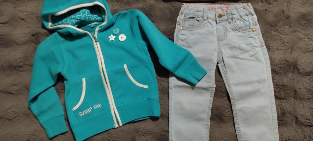 Zestaw ubrań dla dziewczynki, r. 92/98