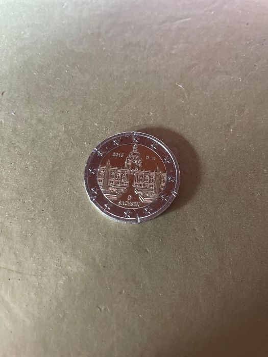 Moeda 2€ 2016 D JT.  D SACHSEN Defeito de cunhagem.  Rarissima.