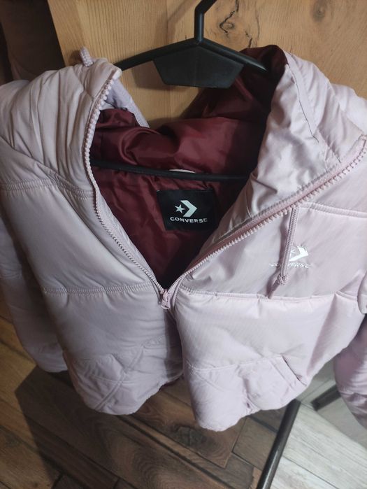 Sprzedam kurtke Converse