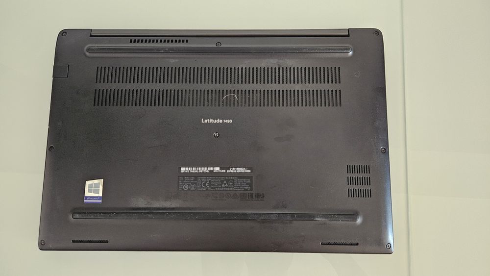 Notebook portatil Dell Latitude 7490 | Intel i7 8ª Ger vPro  | 16GB RAM | SSD 256GB