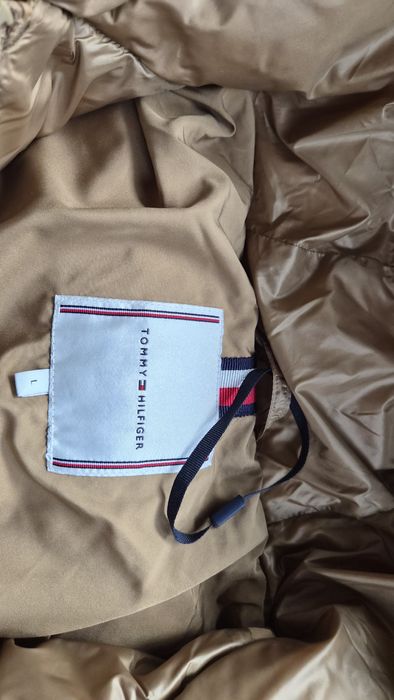 Kurtka damska  puchowa  Tommy Hilfiger,  rozmiarL