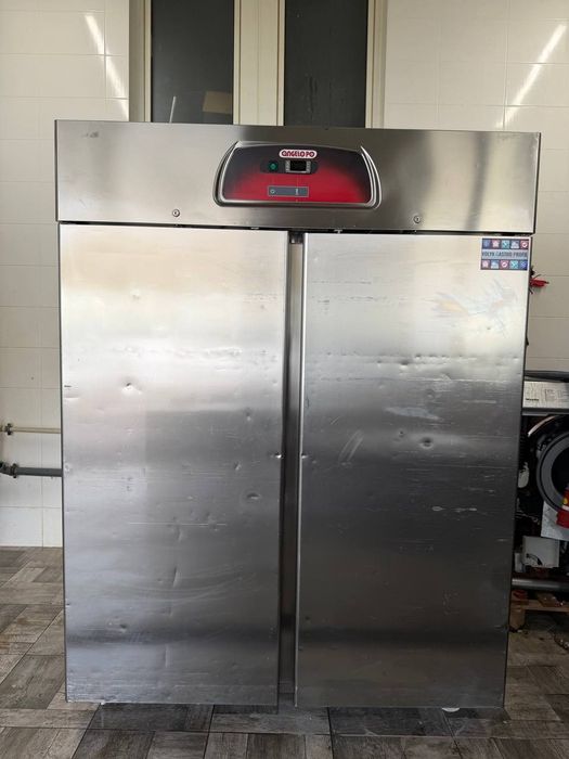 Холодильна шафа 1400 л Angelo Po Італія