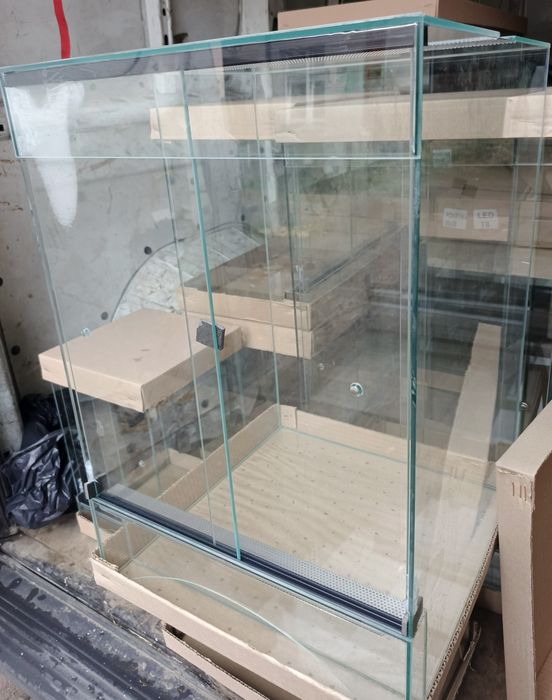 Terrarium pionowe 100% nowe