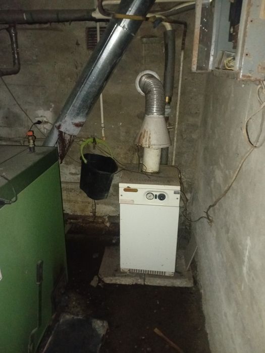 Терміново! Класний дім для проживання двох сімей в Берегові. Торг !!!