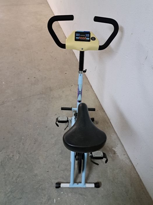 Bicicleta de ginástica