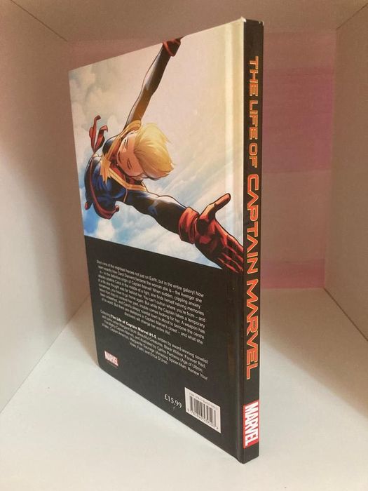 Livro: “The life of captain marvel”