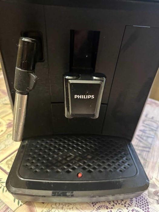 Кавомашина PHILIPS Series 800