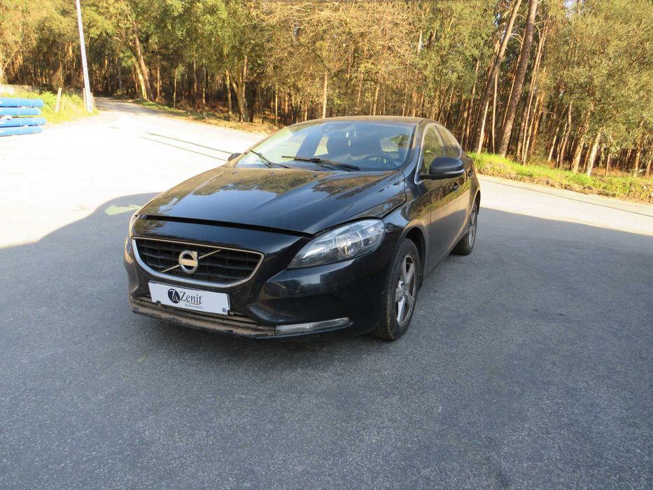 Volvo V40 1.6D4 de 2012 - Peças Usadas