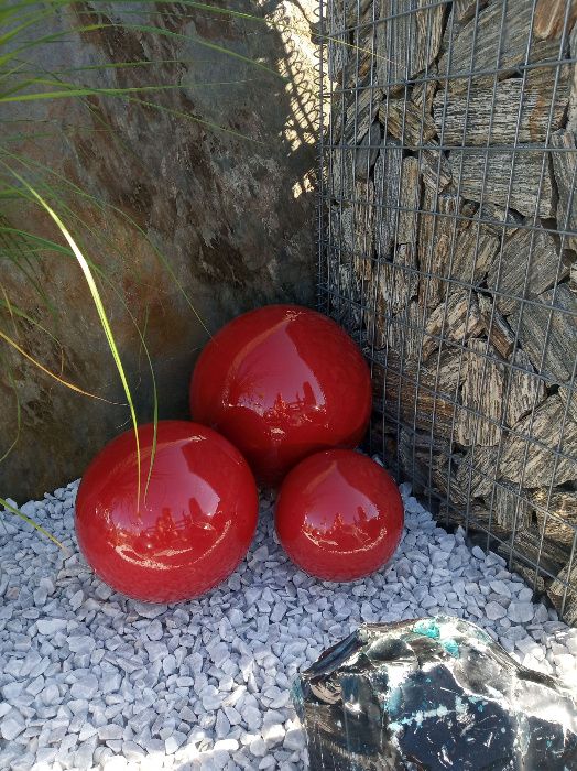 Kula dekoracyjna, ogrodowa,kula z żywicy,na piku,dekoracje ogrodowe