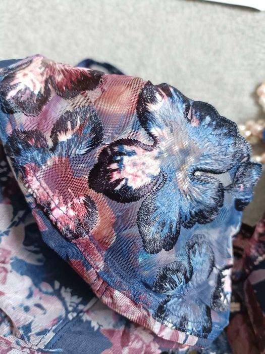 Бюстгалтер ,чашка Е