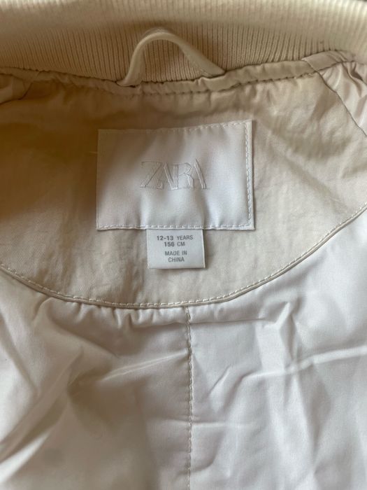 Молочний, жемчужний бомбер, куртка  zara 12-13 років, 156 см