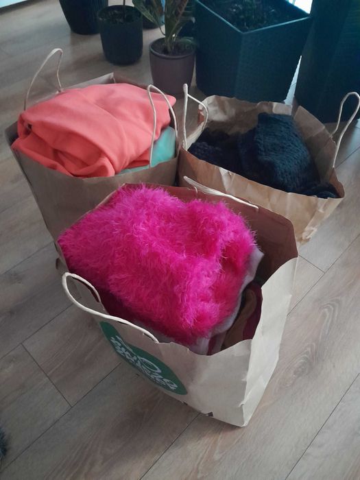 Ubrania damskie różne