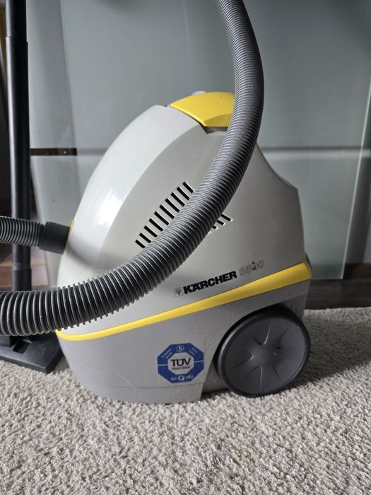 KARCHER K-5500 水フィルター掃除機 グレー/イエロー 中古良品 KARCHER K-5500 水フィルター掃除機 グレー/イエロー 中古良品