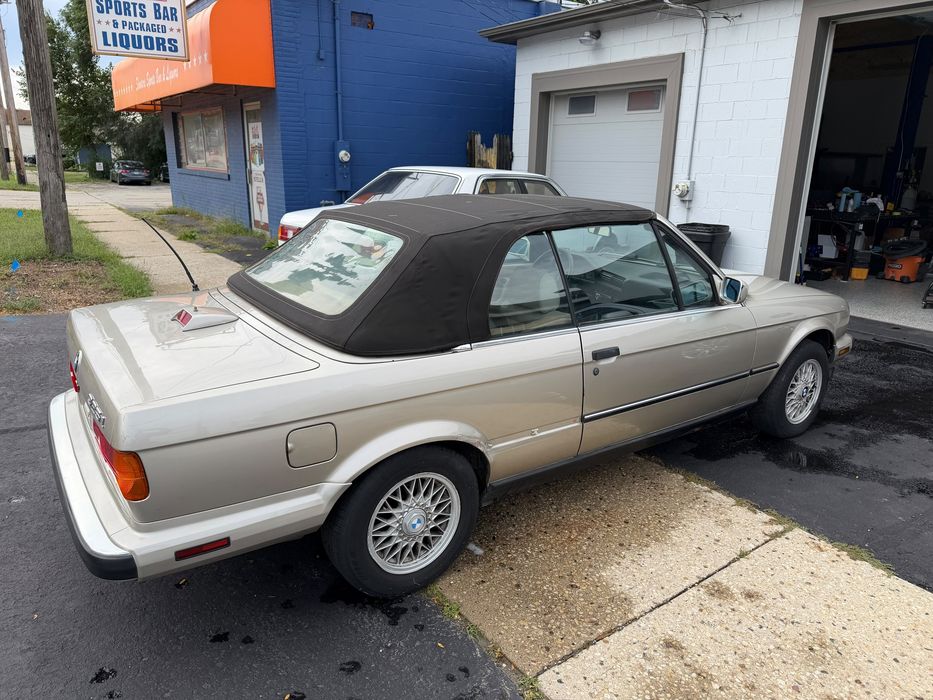 Kultowe Bmw 325i manual !