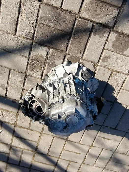 кпп кіа сід 1,6 на запчастини m6cf1 TZ68CU