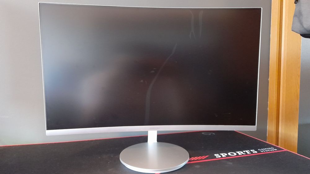 Monitor Samsung 27" danificado