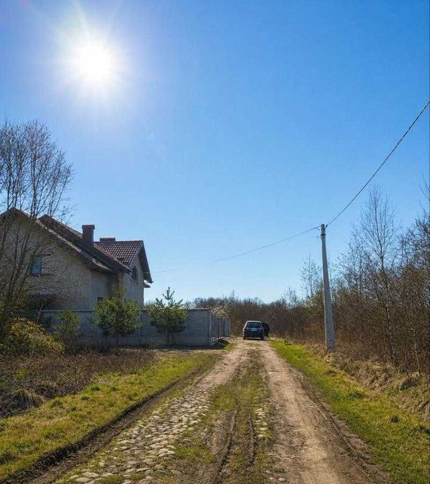 Продам земельну ділянку під забудову в с.Чукалівка.